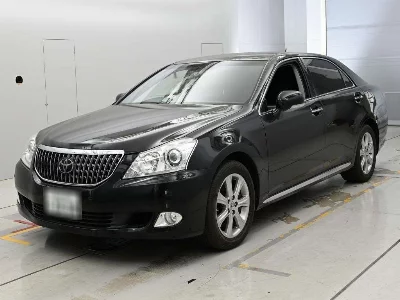 TOYOTA CROWN MAJESTA