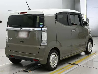 HONDA N-BOX SLASH