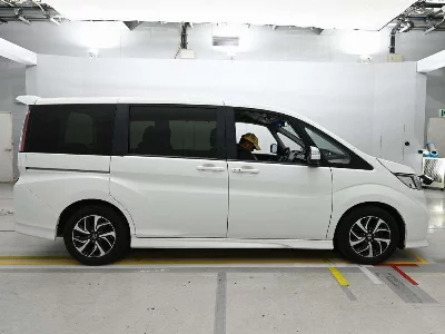 Honda STEPWGN SPADA