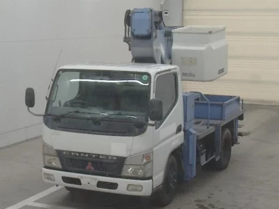 MITSUBISHI CANTER