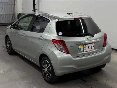 TOYOTA VITZ