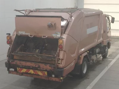 MITSUBISHI FUSO FIGHTER