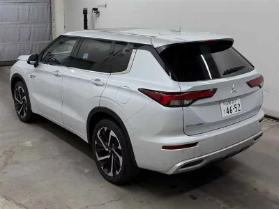 MITSUBISHI OUTLANDER PHEV