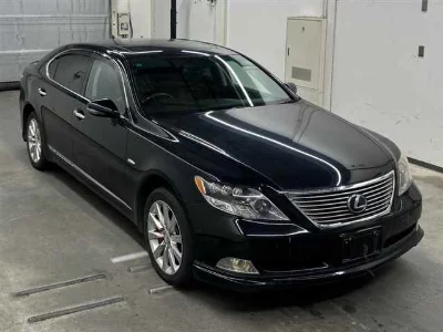 Lexus LS600hL