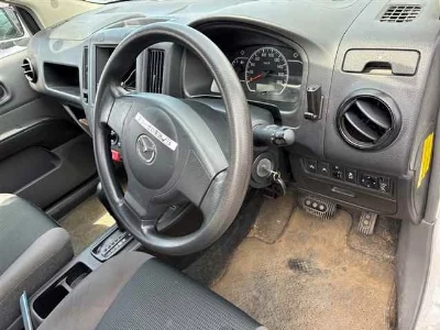 Mazda Familia