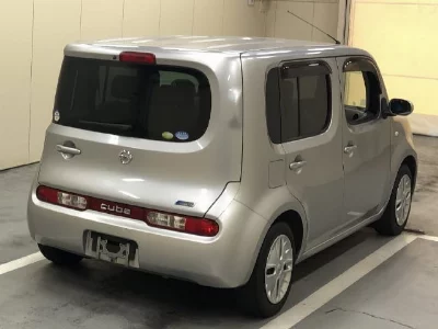 NISSAN CUBE