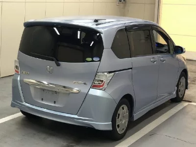 HONDA FREED HYBRID