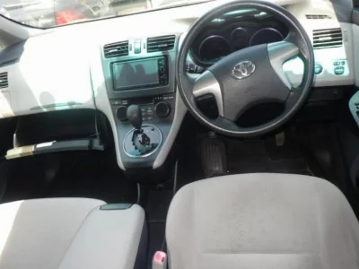 TOYOTA MARK X ZIO
