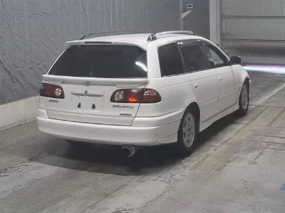 Toyota Caldina