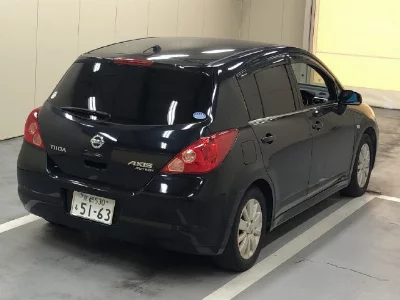Nissan Tiida