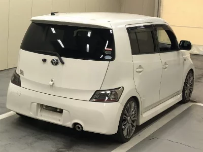 Toyota bB