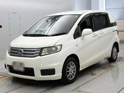 Honda Freed Spike