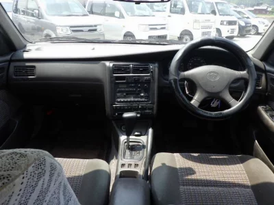 TOYOTA CORONA