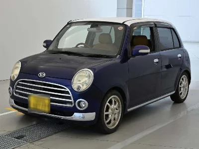 Daihatsu Mira Gino