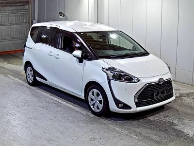 Toyota Sienta