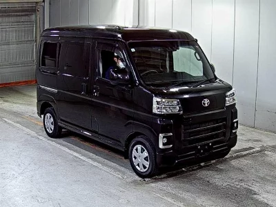 Toyota Pixis Van