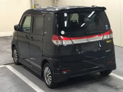 Suzuki Solio