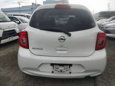 Nissan March