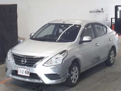 Nissan Tiida Latio