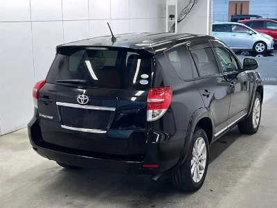 TOYOTA VANGUARD