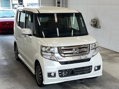 Honda N BOX CUSTOM