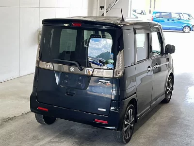 Suzuki Spacia Custom