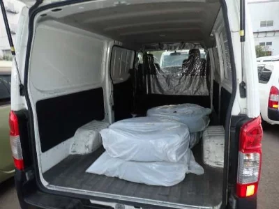Nissan NV350 Caravan