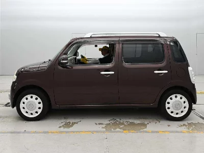 DAIHATSU MIRA COCOA