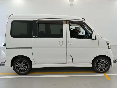 DAIHATSU ATRAI WAGON