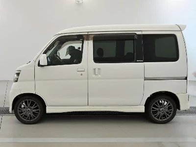 DAIHATSU ATRAI WAGON