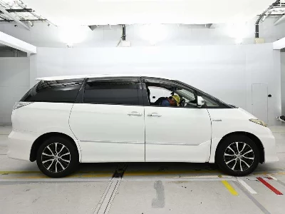 Toyota Estima Hybrid