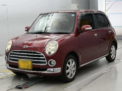 Daihatsu Mira Gino