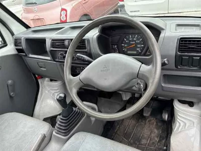 Mitsubishi Minicab Truck
