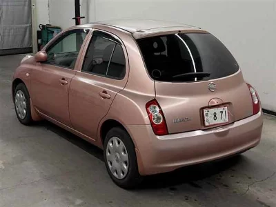 Nissan March
