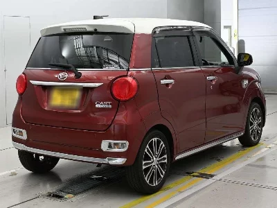 DAIHATSU CAST
