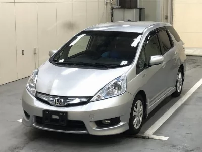 Honda FIT SHUTTLE HYBRID