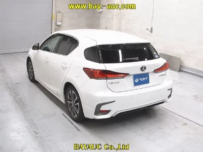 Lexus CT200h