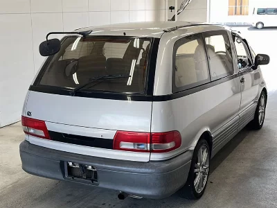 TOYOTA ESTIMA EMINA
