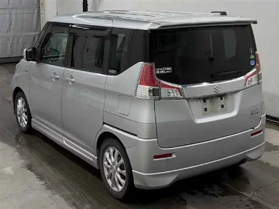 Suzuki Solio