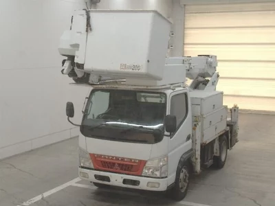Mitsubishi Fuso Canter