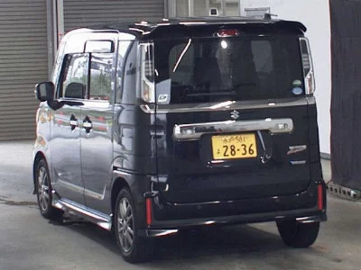 Suzuki Spacia