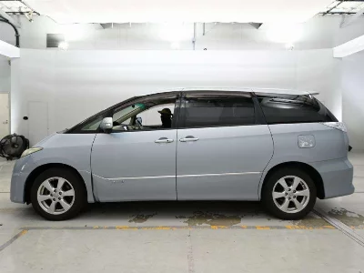 Toyota Estima Hybrid