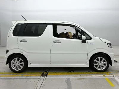 SUZUKI WAGON R CUSTOM Z