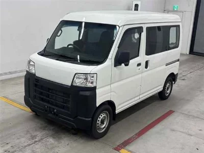 TOYOTA PIXIS VAN