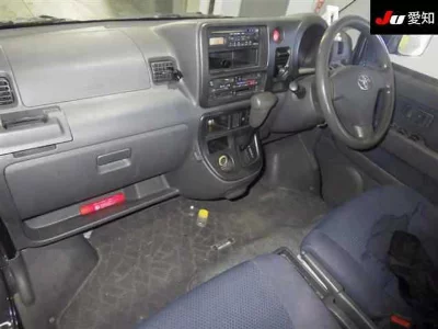 TOYOTA PIXIS VAN