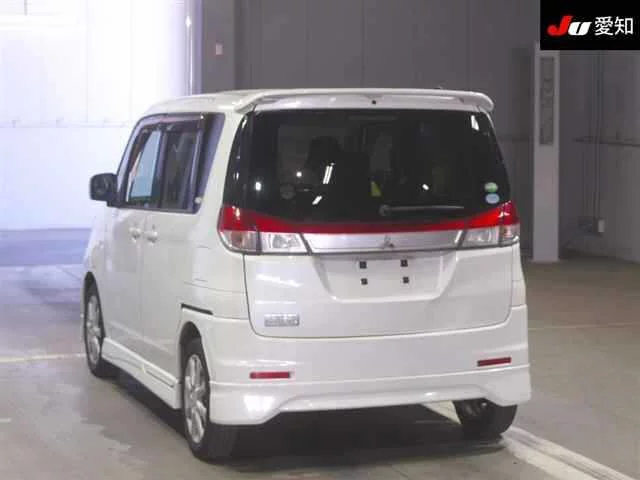 Mitsubishi Delica D:2  с аукциона в Японии