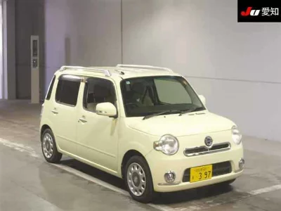 Daihatsu Mira Cocoa
