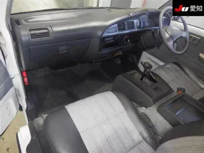 DAIHATSU DELTA VAN