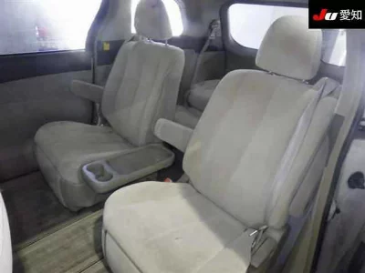TOYOTA ESTIMA HYBRID