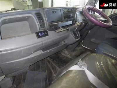 MITSUBISHI CANTER
